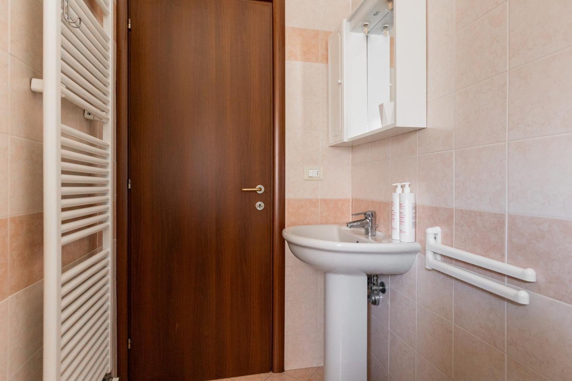 Urban Cozy Apartment By Wonderful Italy Болонья Экстерьер фото